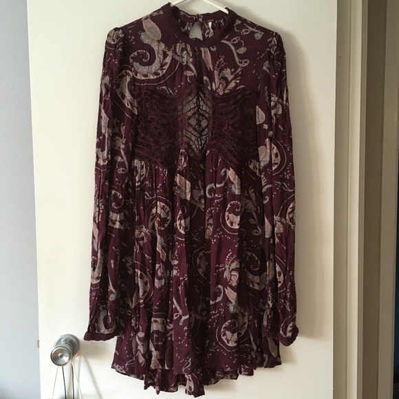 FREE PEOPLE  Burgundy Wine Print Lace Cut Out Front Dress M - Picture 4 of 7